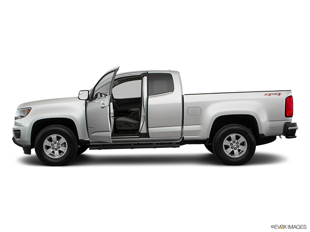 2019 Chevrolet Colorado | Driver's side profile with drivers side door open