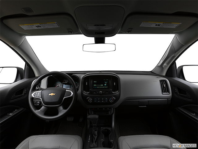 2019 Chevrolet Colorado | Centered wide dash shot