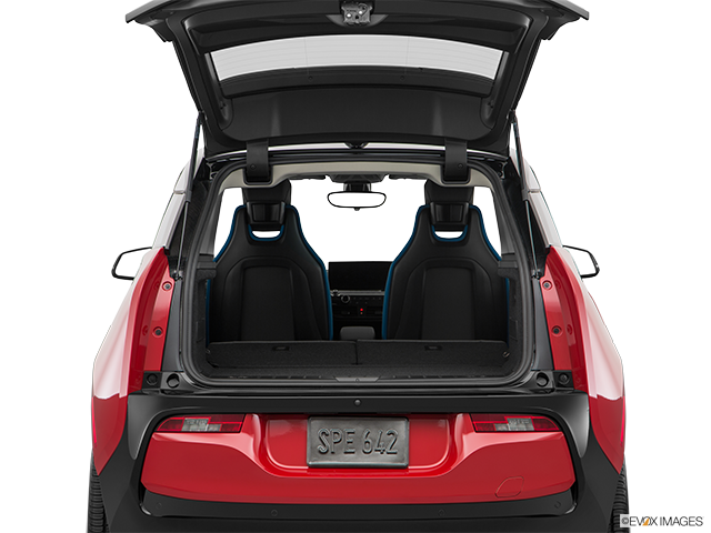 2019 BMW i3 | Hatchback & SUV rear angle