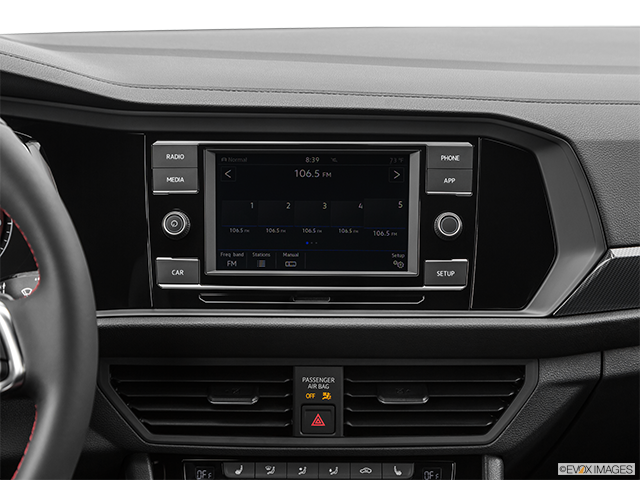 2019 Volkswagen Jetta | Closeup of radio head unit