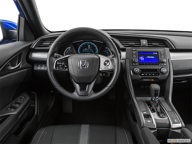 2019 Honda Civic Hatchback | Steering wheel/Center Console