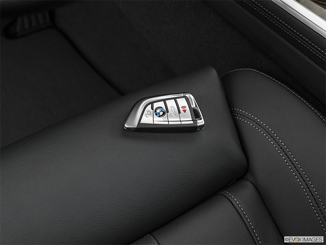 2019 BMW X7 | Key fob on driver’s seat