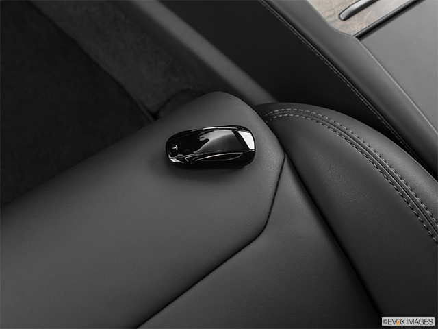 2019 Tesla Model X | Key fob on driver’s seat