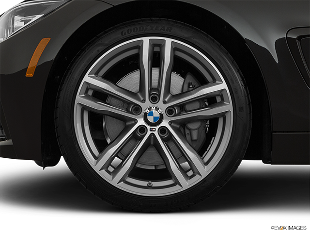 2022 BMW 4 Series | Front Drivers side wheel at profile