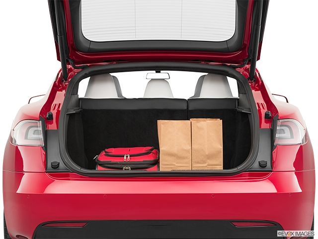 2019 Tesla Model S | Trunk props