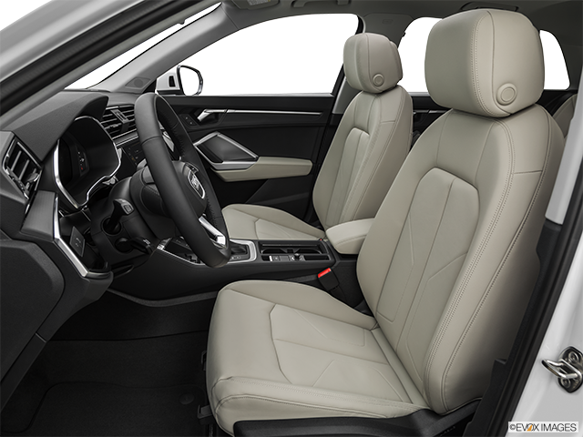 2019 Audi Q3 | Front seats from Drivers Side