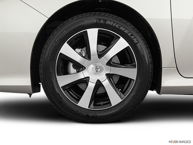2019 Toyota Mirai | Front Drivers side wheel at profile