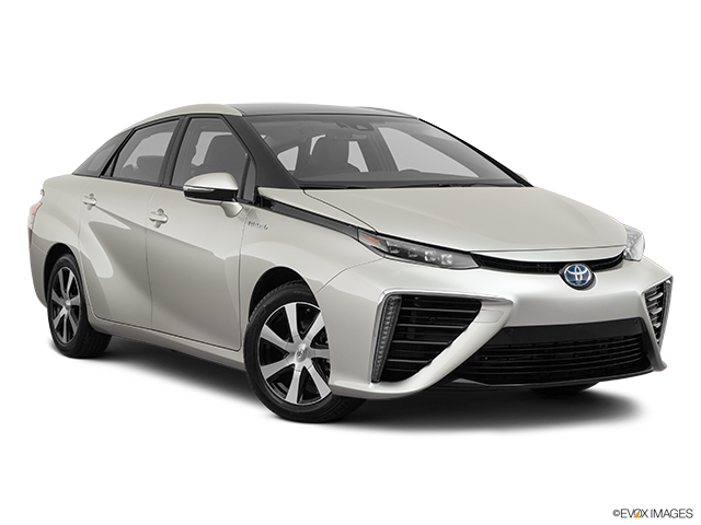 2022 Toyota Mirai | Front passenger 3/4 w/ wheels turned