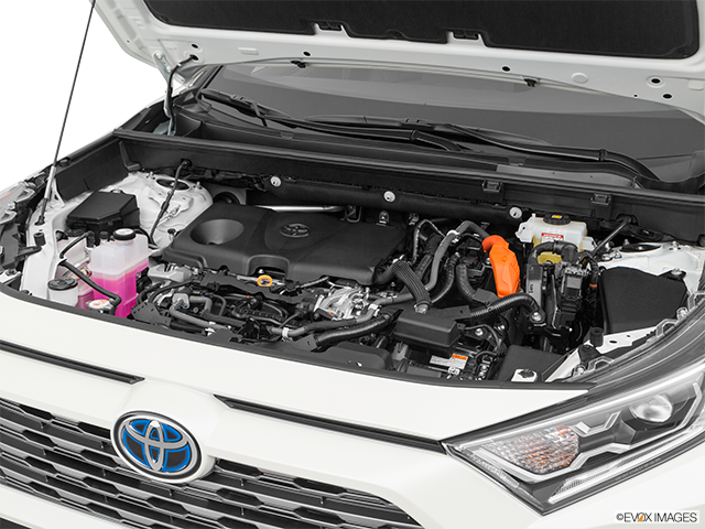 2019 Toyota RAV4 Hybride | Engine