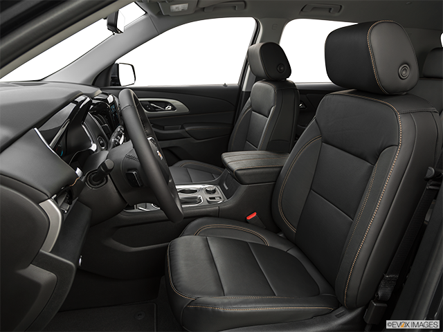 2019 Chevrolet Traverse | Front seats from Drivers Side