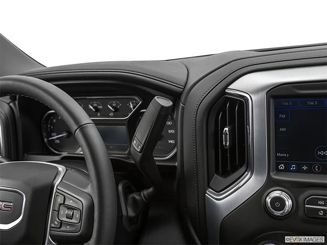 2019 GMC Sierra 1500 | Gear shifter/center console