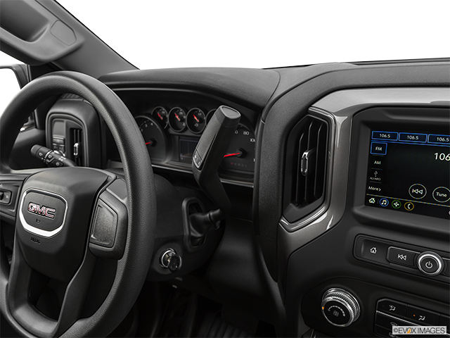 2019 GMC Sierra 1500 | Gear shifter/center console