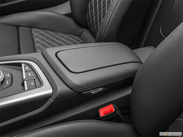 2021 Audi R8 | Front center console with closed lid, from driver’s side looking down