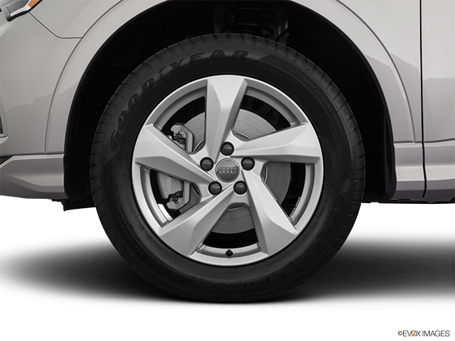 2019 Audi Q3 | Front Drivers side wheel at profile