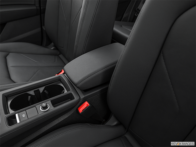 2019 Audi Q3 | Front center console with closed lid, from driver’s side looking down