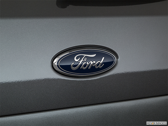 2023 Ford Transit Connect Wagon | Rear manufacturer badge/emblem