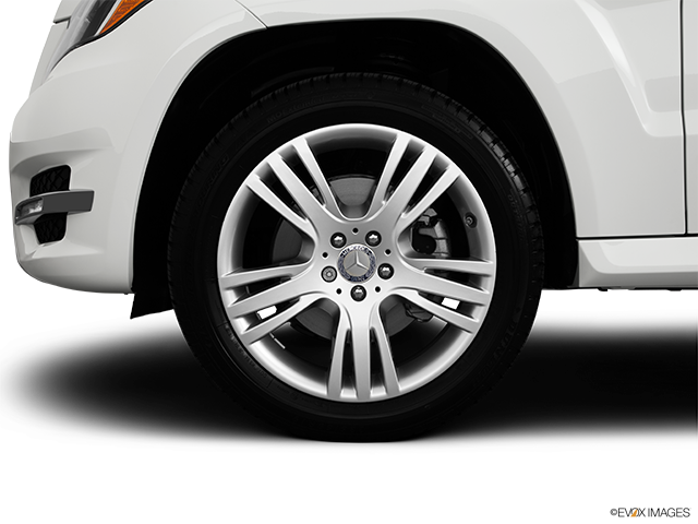2015 Mercedes-Benz GLK-Class | Front Drivers side wheel at profile