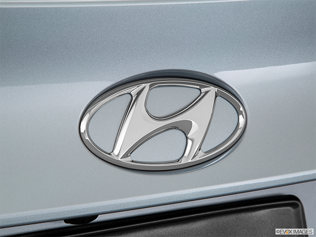 2015 Hyundai Tucson | Rear manufacturer badge/emblem