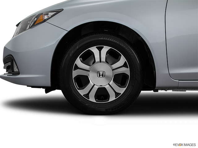 2015 Honda Civic Hybrid | Front Drivers side wheel at profile