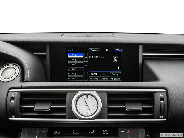 2015 Lexus RC 350 | Closeup of radio head unit
