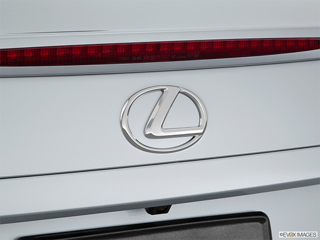 2015 Lexus IS 250C | Rear manufacturer badge/emblem
