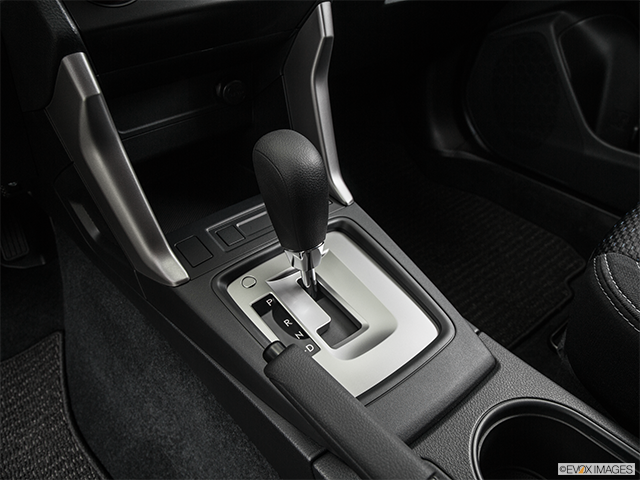 2015 Subaru Forester | Gear shifter/center console