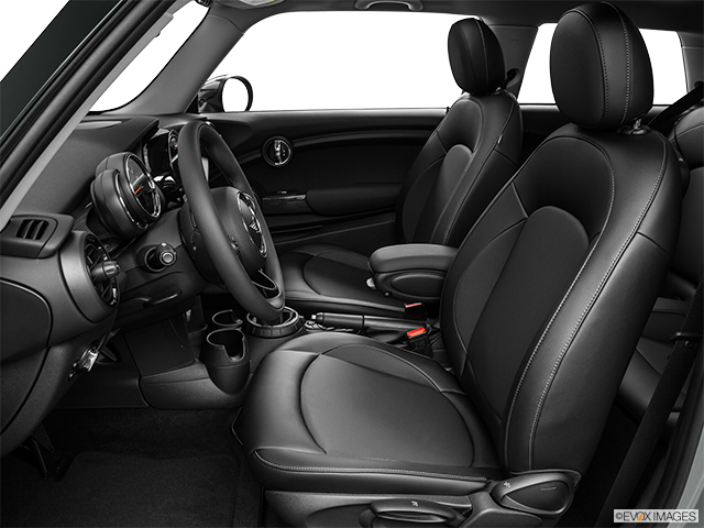 2015 MINI Cooper | Front seats from Drivers Side