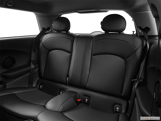 2015 MINI Cooper | Rear seats from Drivers Side