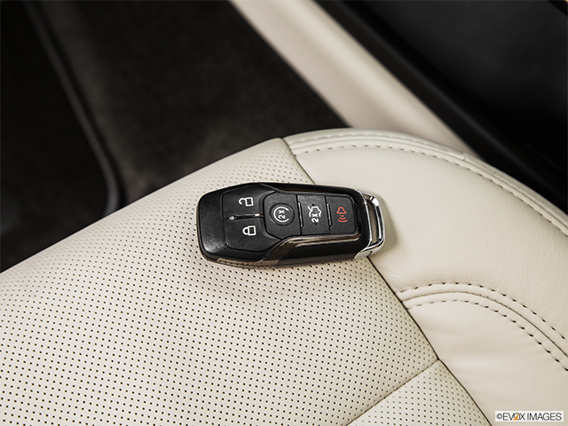 2015 Lincoln MKZ: Reviews, Price, Specs, Photos and Trims | Driving.ca