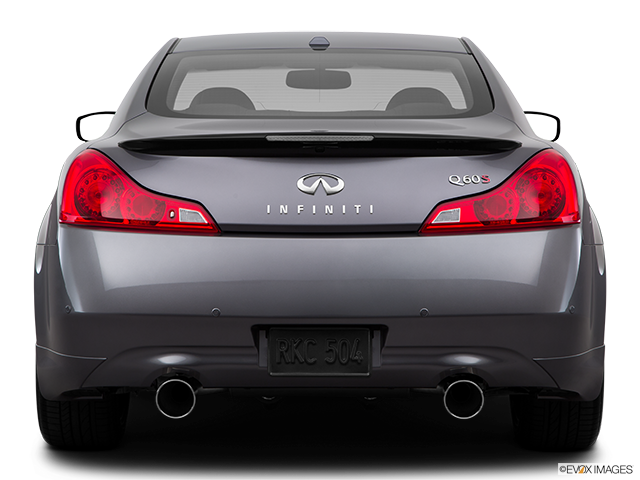 2015 Infiniti Q60 Coupe | Low/wide rear