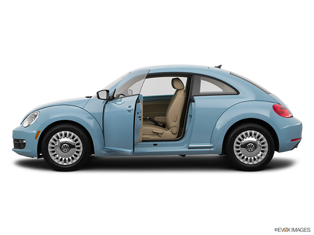 2015 Volkswagen The Beetle Classic | Driver's side profile with drivers side door open