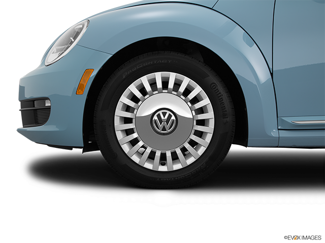 2015 Volkswagen The Beetle Classic | Front Drivers side wheel at profile