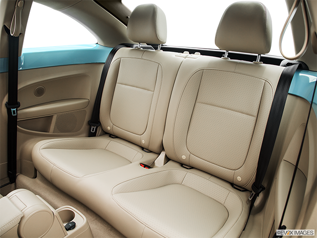 2015 Volkswagen The Beetle Classic | Rear seats from Drivers Side