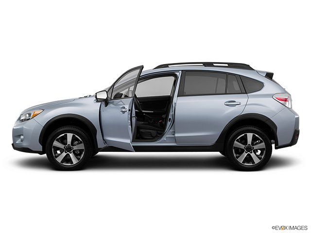 2015 Subaru XV Crosstrek | Driver's side profile with drivers side door open