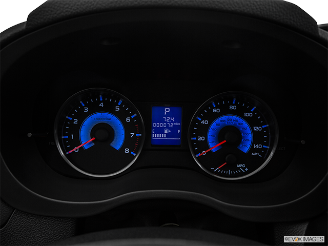 2015 Subaru XV Crosstrek | Speedometer/tachometer