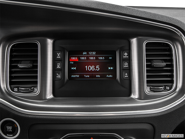 2015 Dodge Charger | Closeup of radio head unit