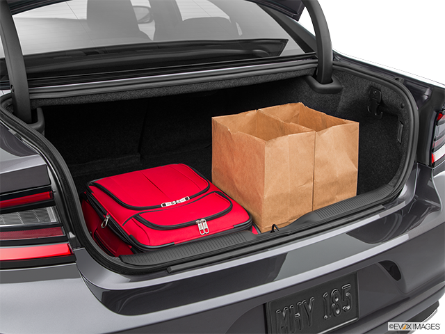 2015 Dodge Charger | Trunk props