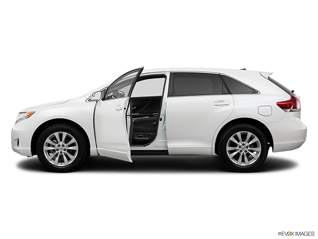 2015 Toyota Venza | Driver's side profile with drivers side door open