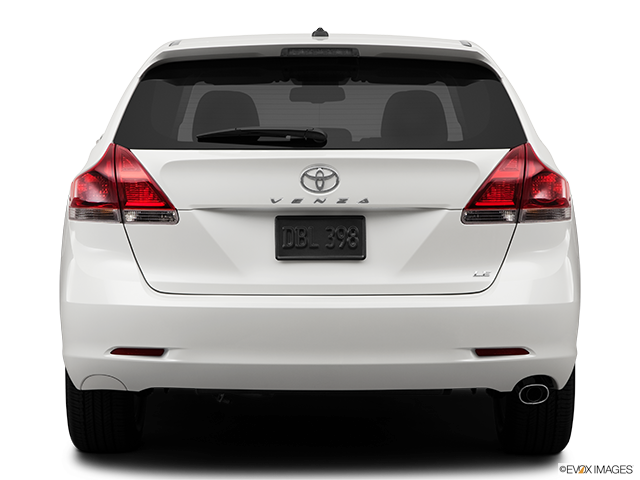 2015 Toyota Venza | Low/wide rear