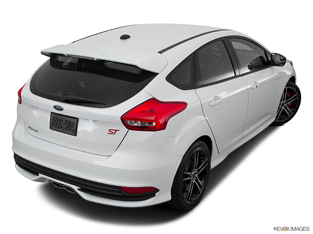 2015 Ford Focus | Rear 3/4 angle view