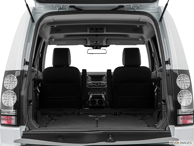 2015 Land Rover LR4: Reviews, Price, Specs, Photos and Trims | Driving.ca