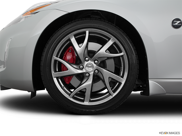 2015 Nissan 370Z | Front Drivers side wheel at profile