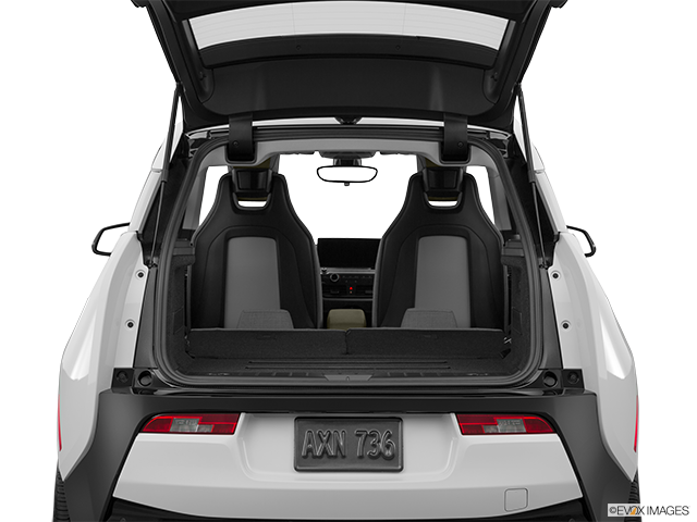 2015 BMW i3 | Hatchback & SUV rear angle