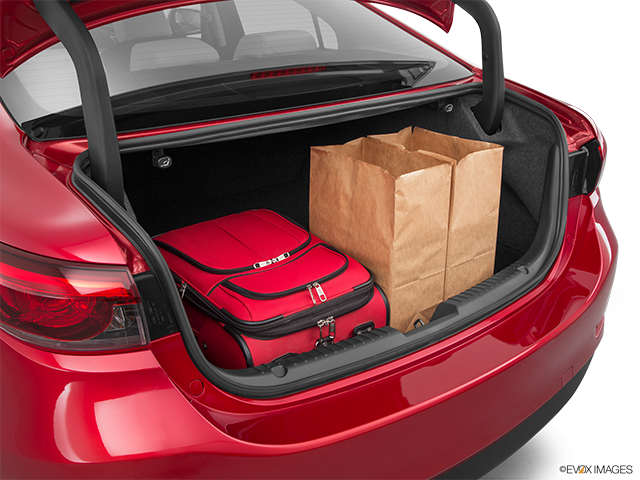 2016 Mazda MAZDA6 | Trunk props