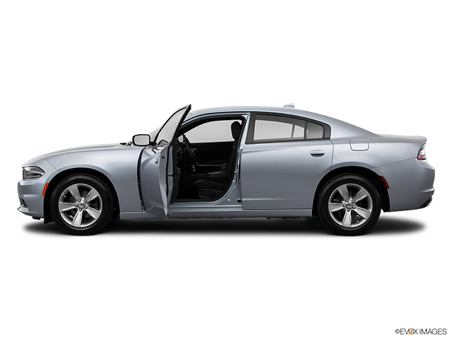 2015 Dodge Charger | Driver's side profile with drivers side door open