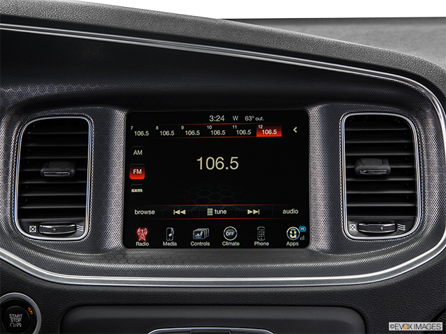 2015 Dodge Charger | Closeup of radio head unit