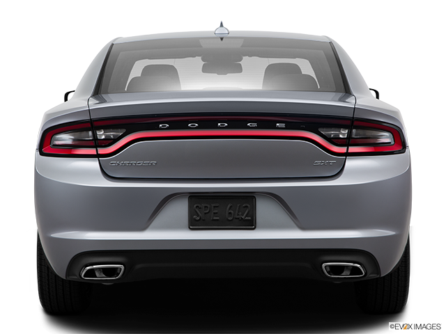 2015 Dodge Charger | Low/wide rear