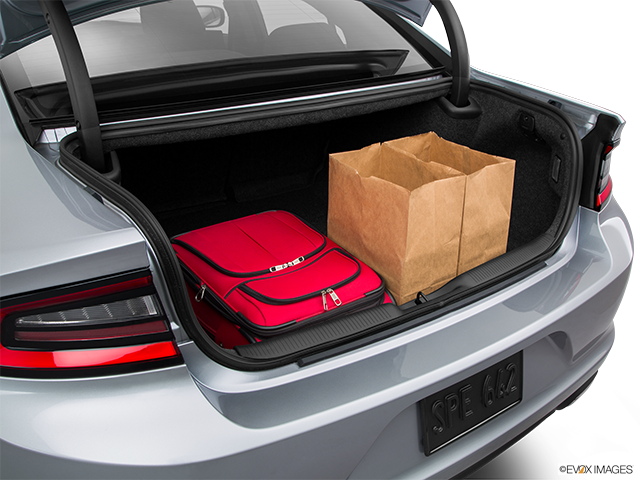 2015 Dodge Charger | Trunk props