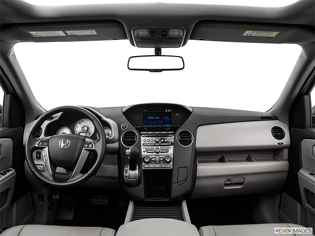 2015 Honda Pilot | Centered wide dash shot