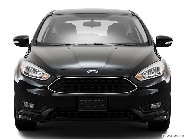 2015 Ford Focus | Low/wide front